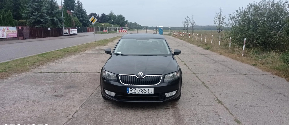 Skoda Octavia cena 34200 przebieg: 238000, rok produkcji 2013 z Warszawa małe 79